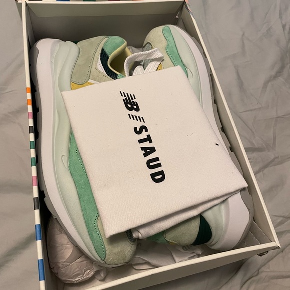 BNIB STAUD X NEW BALANCE SOLD OUT - Picture 2 of 6
